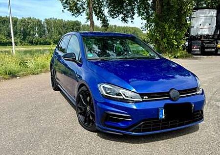 VW Golf Volkswagen R 4Motion (BlueMotion Technology) DSG
