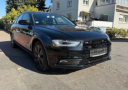 Audi A4 2.0 Tdi/Attraction quattro/PDC/ALU/Bi-Xenon