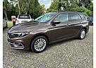 Fiat Tipo Kombi 1.6 MultiJet Life Led*Navi*Kamera*CarPlay