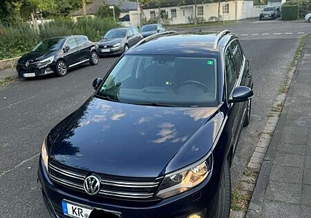 VW Tiguan Volkswagen Sport & Style BMT