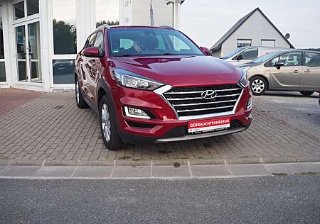 Hyundai Tucson Trend,1.6 T-GDI 2 WD *Alu*Navi*8-fach*