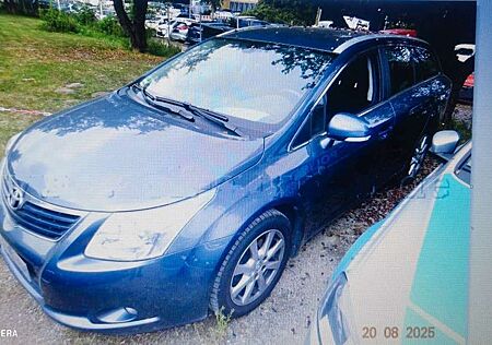 Toyota Avensis Combi Executive 2.2 D-4D