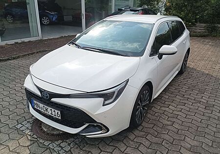 Toyota Corolla 1.8 Hybrid Touring Sports Team Deutschland