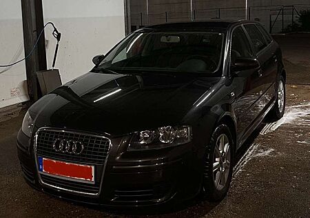 Audi A3 1.6 Attraction / Sportback