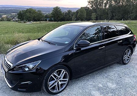 Peugeot 308 SW 2.0 GT 180ps Pano. Camera Alcant