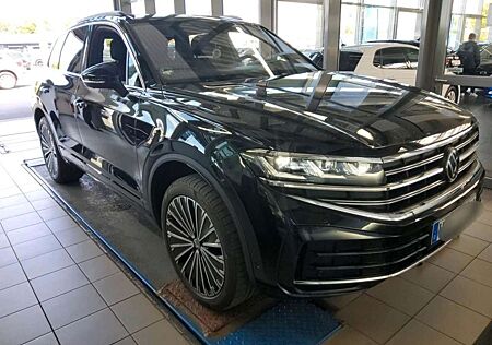 VW Touareg Volkswagen 3.0 TDI 4Motion Elegance