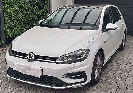 VW Golf Volkswagen 1.5 TSI DSG R-Line 8-Reif. TÜV/Insp./Brem.-Neu