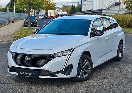 Peugeot 308 SW Allure*Autom.*1.Hand*Navi*Kamera*
