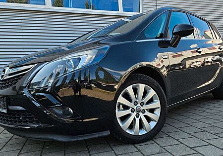 Opel Zafira Tourer Zafira 2.0CDTI+7SITZE+GARANTIE+TÜV+NAVI+AHK+PARK