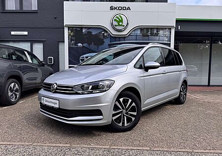 VW Touran Volkswagen United Start-Stopp