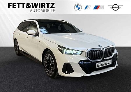 BMW 550 e xDrive Touring M Sport|AHK|Pano|Autobahnass.