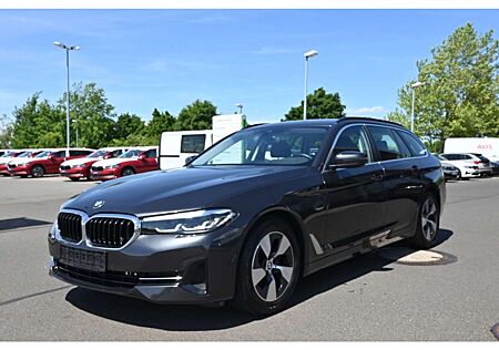 BMW 520 d Touring Luftfederung Navi LED AppleCarPlay