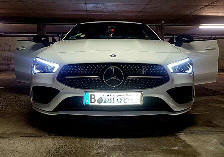 Mercedes-Benz CLA 180 (118.384)