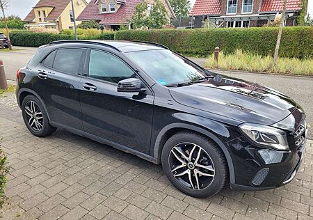 Mercedes-Benz GLA 180 Sport Utility