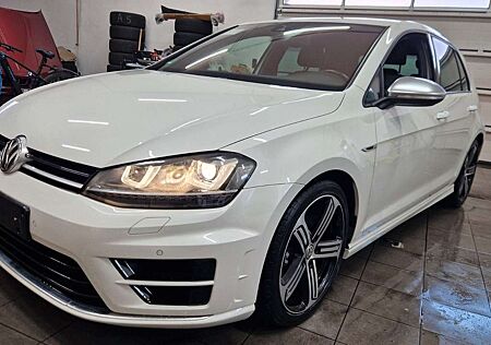 VW Golf Volkswagen VII R BMT 4Motion 1.Hand Xenon Navi DCC