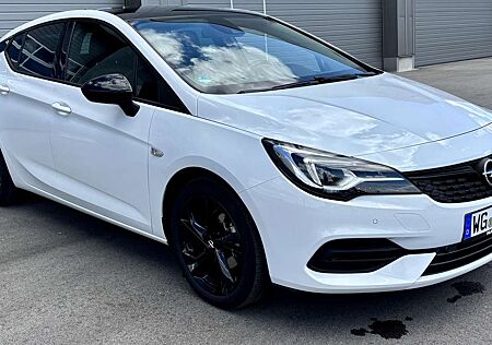 Opel Astra 1.2 Turbo Elegance