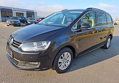 VW Sharan Volkswagen Comfortline DSG*NAVI*7Sitzer*Sitzhzg*PDC*3xKlimatr