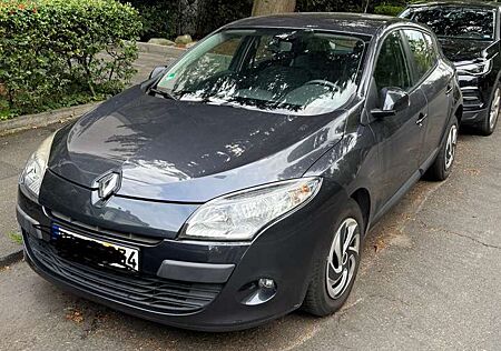 Renault Megane 1.4 Grandtour Authentique
