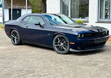 Dodge Challenger 6,4 V8 Hemi Scat Pack Kamera