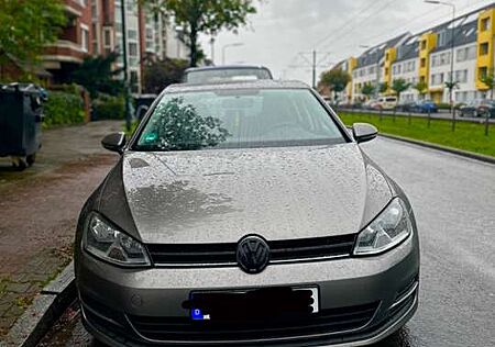 VW Golf Volkswagen 1.2 TSI BlueMotion Technology Trendline