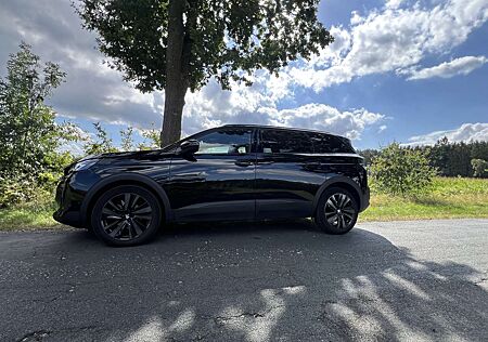Peugeot 5008 GT Black pack 180 EAT8 +7- Sitzer AHK