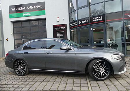 Mercedes-Benz E 220 d Lim AMG LINE LED/20"/KAM/GLASDACH/9GAUT