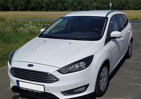 Ford Focus Titanium 1.0 EocBoost 92 kW AHK ACC 110 g/km CO2