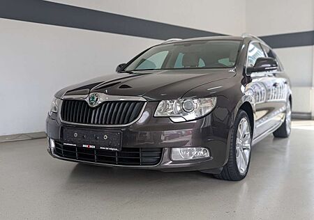 Skoda Superb Elegance 2.0TDI Bi-XENON NAVI SHZ MEMORY