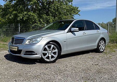 Mercedes-Benz C 180 CGI BlueEfficiency*BT*Navi*AHK* 8-fach