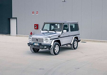 Mercedes-Benz G 320 Automatik Headlights With Cleaning Equipment