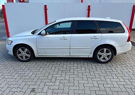 Volvo V50 D3