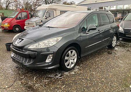 Peugeot 308 Sport150PS 1.6 Parkhilfe SitzHz 7-Sitzer Glasdach