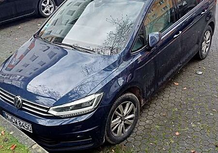 VW Touran Volkswagen 2.0 TDI SCR DSG Comfortline