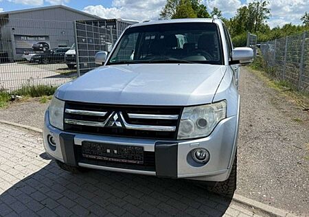 Mitsubishi Pajero 3.2 DI-D Instyle (5-trg.)