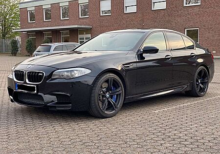 BMW M5 F10 VOLL AUSSTATTUNG Keyles Go/ Bang&Olufsen.