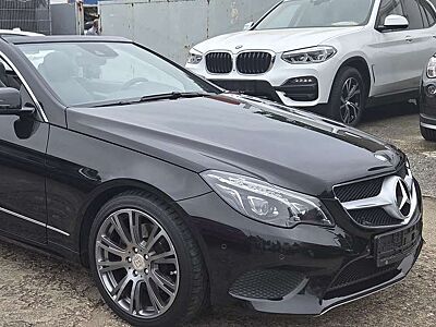 Mercedes-Benz E 200 E 200 Cabrio LED NAVI COMAND PTS LEDER SHZ KLIMA