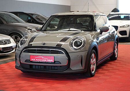 Mini Cooper 1.5 Essential Trim 1.Hand*Unfallfrei*LED*