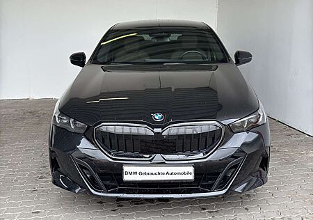 BMW 520 d Limousine M Sport Navi.LED.ACC.360°.Pano.4Z