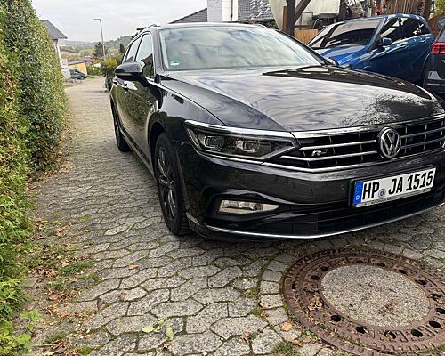 Volkswagen Passat Variant R-Line Vollausstattung - AHK Pano Digital cockpit
