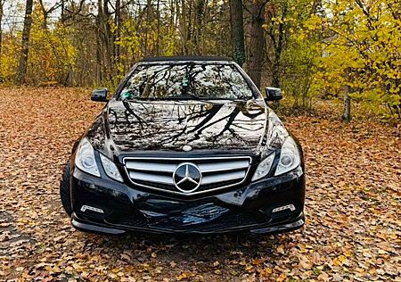 Mercedes-Benz E 350 E- Cabrio AMG 350 KEYLESS-GO/LED/XENON/KLIMA/NAVI