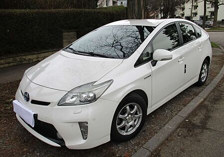 Toyota Prius +(Hybrid)+Executive