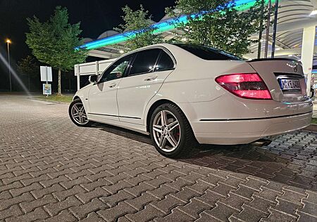 Mercedes-Benz C 180 CGI Automatik BlueEFFICIENCY Avantgarde