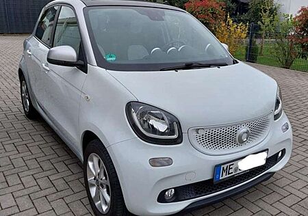 Smart ForFour "Cabrio" TÜV-NEU_FALTDACH_NAVI_PDC_SITZHG