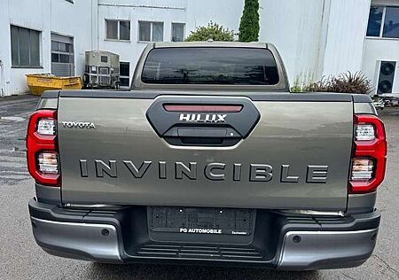 Toyota Hilux EXTRA CAB 2.8, INVINCIBLE, Automatik