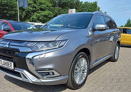 Mitsubishi Outlander PHEV Top 4WD /AHK/ACC/Kamera/