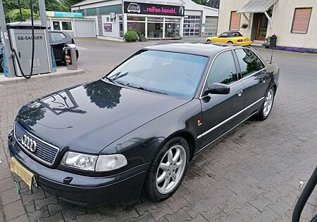 Audi A8 2.8 V6. Quattro, Automatic,Xenon,ESHD,LPG