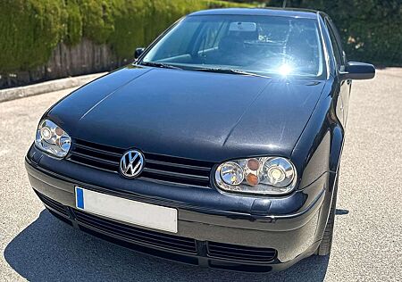 VW Golf Volkswagen 2.8 V6 4Motion
