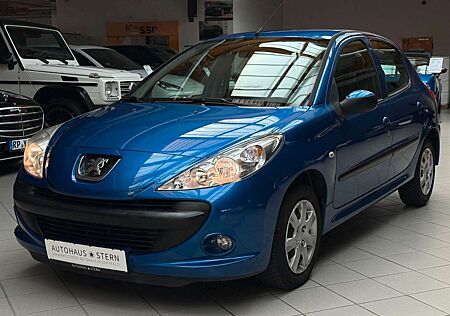 Peugeot 206 +|PDC|Klimaanlage|1.Hand|Euro5|Isofix|Servo