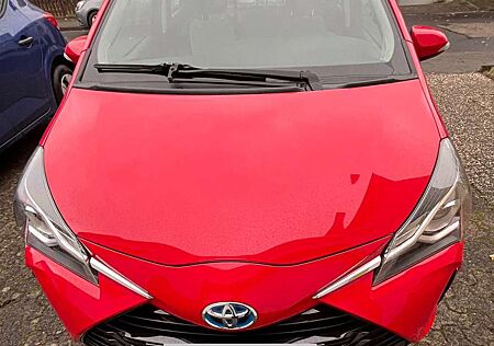 Toyota Yaris Hybrid Hybrid 1.5 VVT-i Team Deutschland