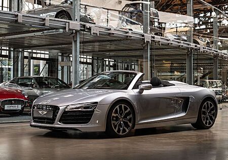 Audi R8 4.2 V8 Spyder - Handschalter - wenig KM - B&O -